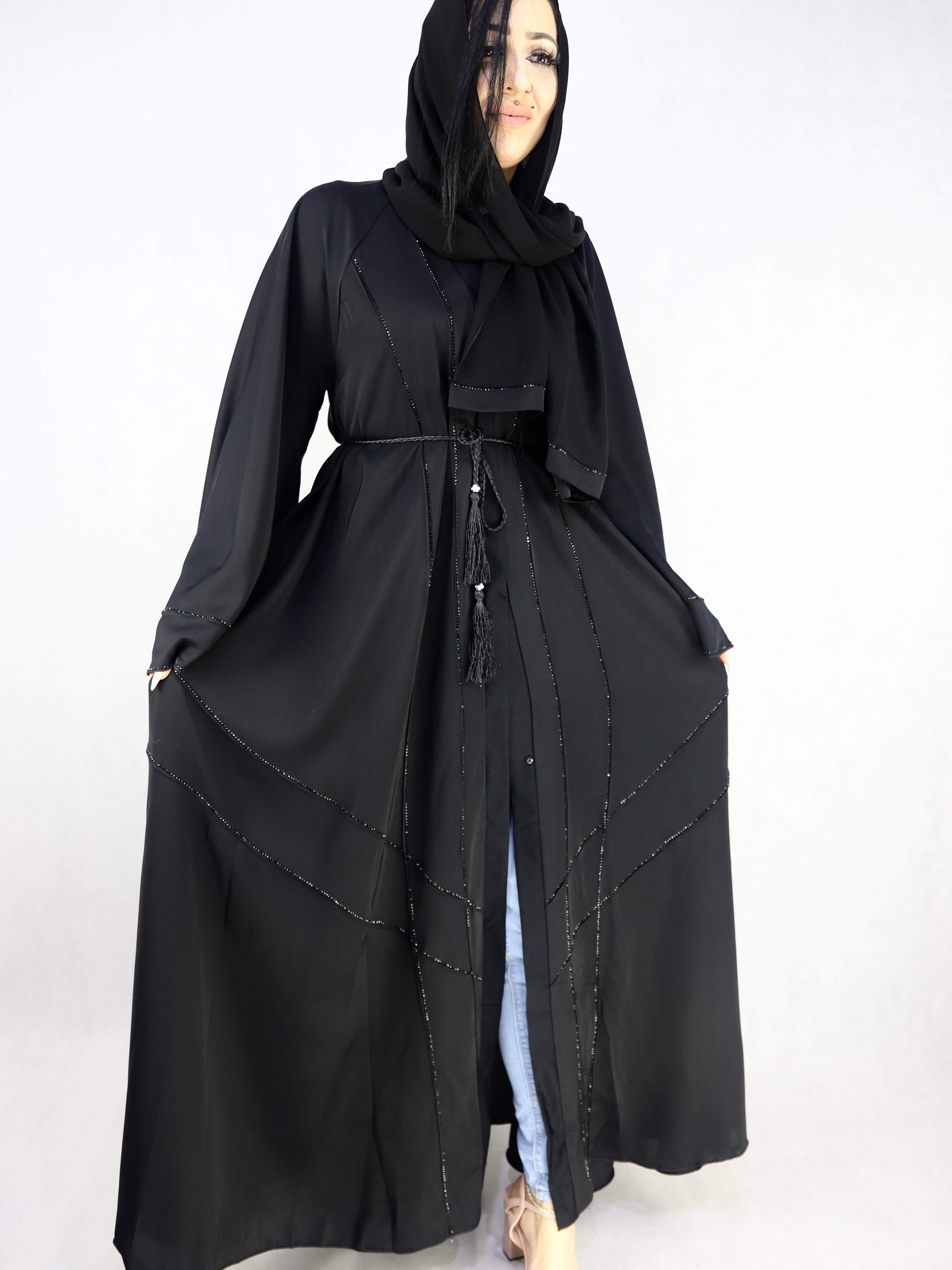 Nida material three pieces open abaya. Black colour