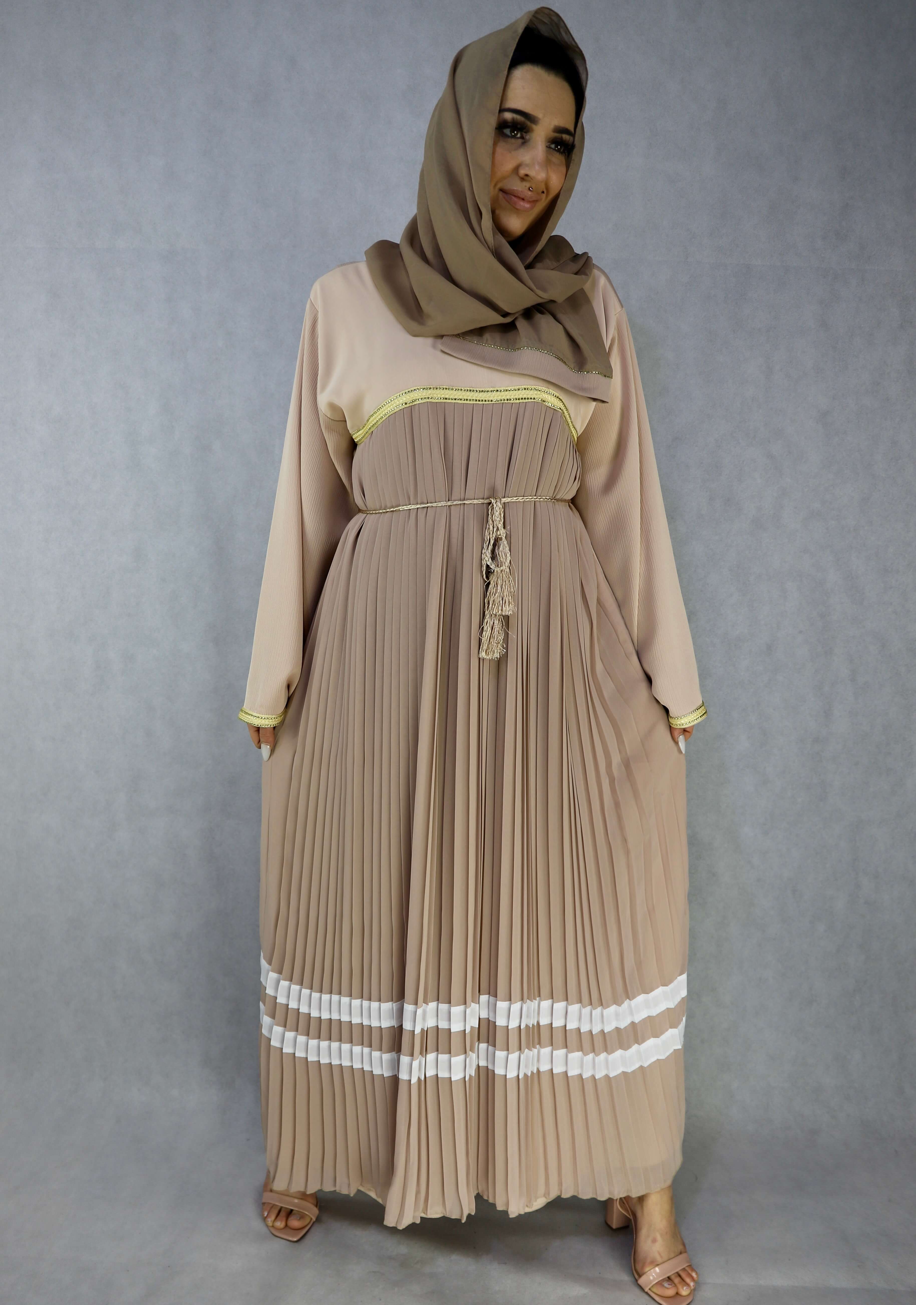 Chiffon Abaya And Zoom Material Pleated Abaya. Al Siab